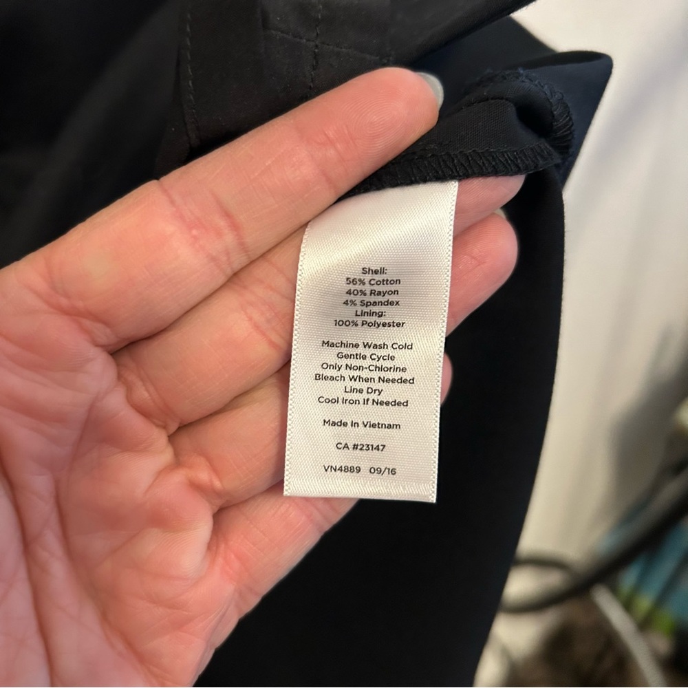 Talbots Black Knee Length Skirt Size 12 - Picture 4 of 4